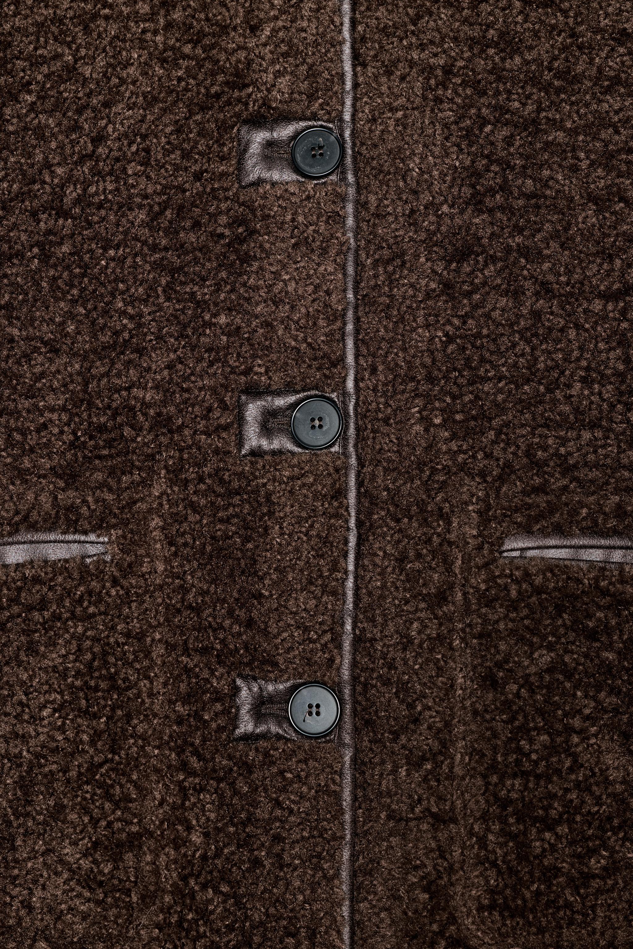 REVERSIBLE DOUBLE-FACED COAT